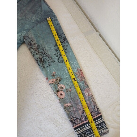 Flamingals Womens M Long Sleeve round neck floral print T-shirt with hoop zipper - Picture 12 of 14